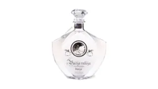 Rakija-dunja 43% Vucija rakija 0.7l