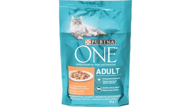 One adult cat piletina 8gr PURINA