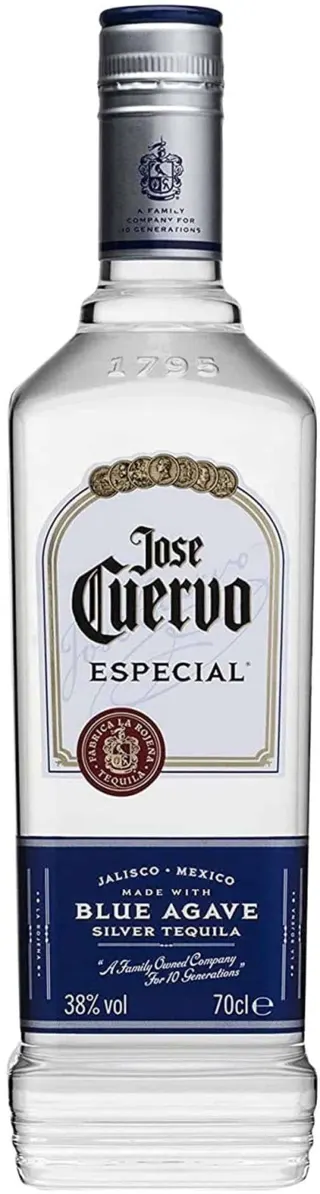 TEQUILA JOSE CUERVO SILVER 0.7L