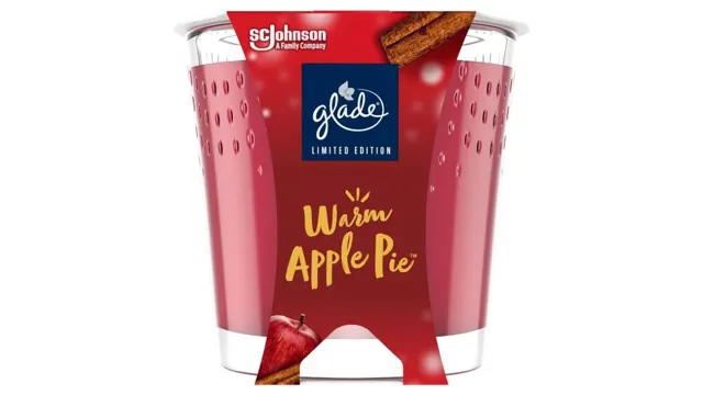 Mirisna sveca Apple Pie Glade 129g Glade