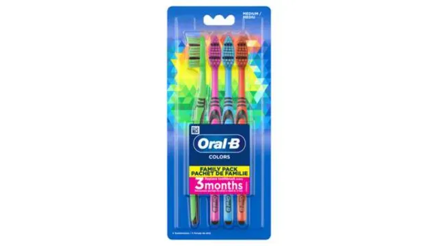 Oral B COLORS četkica za zube 4/1 Oral-B