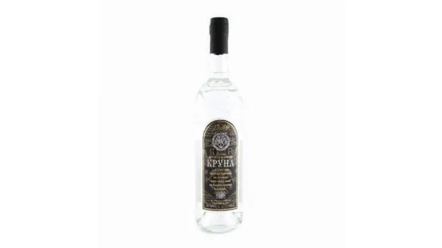 RAKIJA LOZOVA KRUNA 0.75l 13.JUL 13 JUL DRUSTVO ZA PROMET I USLUG