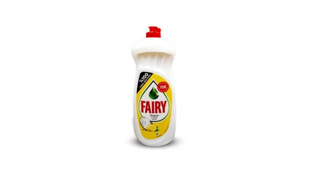 Deterdzent za sudove limun Fairy 650ml Fairy