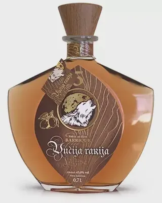 Rakija sljiva Barik Vucja 43% 0.7l. Simex 270