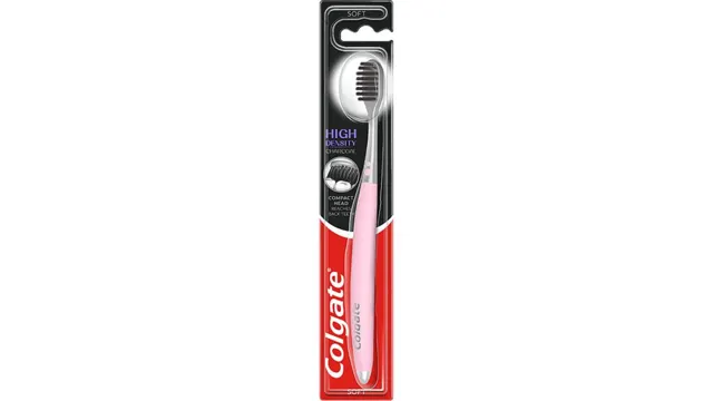ČETKICA ZA ZUBE HIGH DENSITY CHARCOAL SOFT COLGATE COLGATE