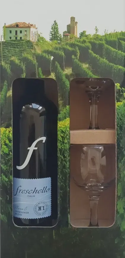 VINO CRVENO FRESCHELLO 0,75 + 2 ČAŠE FRESCHELLO